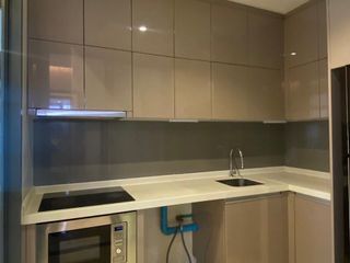 Condo en alquiler de 2 habitaciones en Phra Khanong, Bangkok