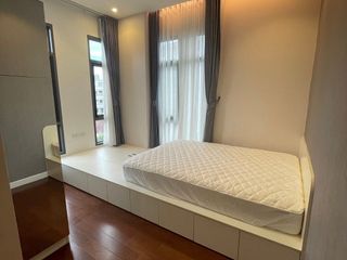 Condo en alquiler de 2 habitaciones en Phra Khanong, Bangkok