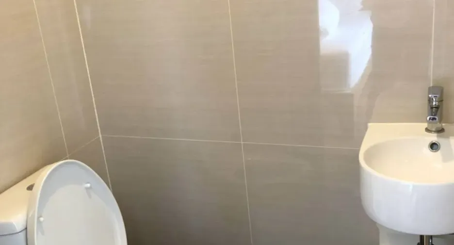 For rent studio condo in Khlong Toei, Bangkok