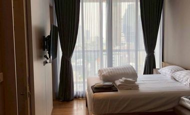 For rent studio condo in Khlong Toei, Bangkok
