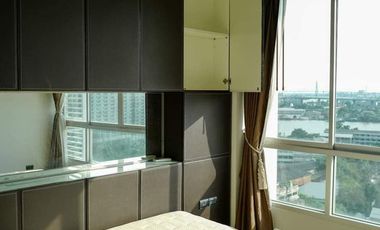 Condo en alquiler de 1 habitaciones en Yan Nawa, Bangkok