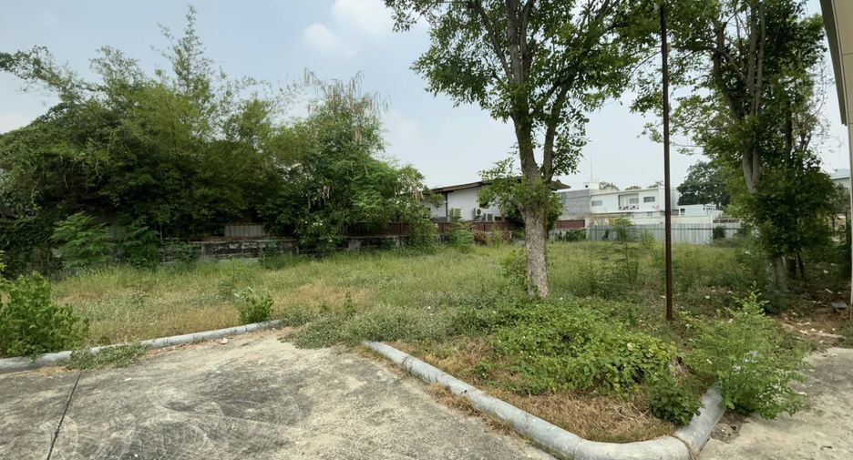 For rent 2 bedrooms house in Mueang Samut Prakan, Samut Prakan