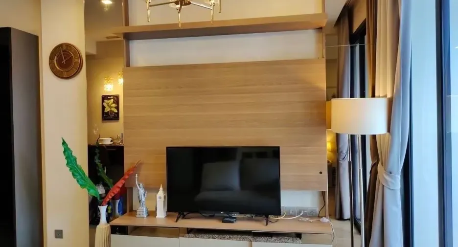 For rent 1 bed condo in Huai Khwang, Bangkok