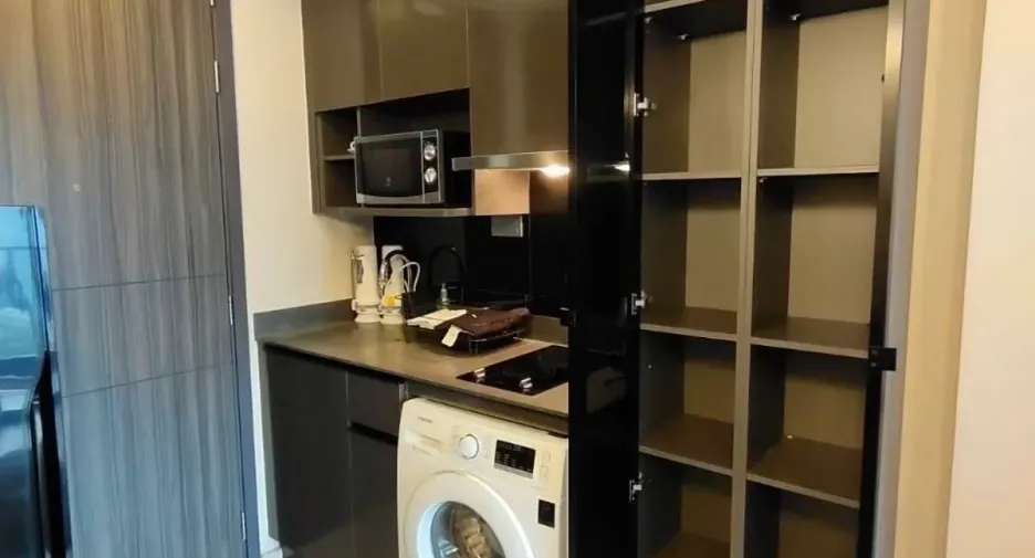 For rent 1 bed condo in Huai Khwang, Bangkok