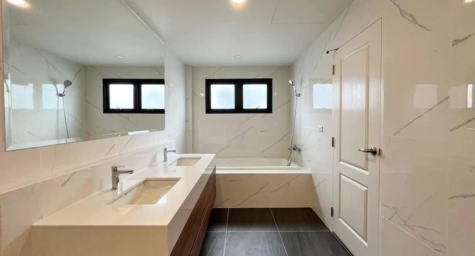 For rent 4 ベッドルーム house in Don Mueang, Bangkok