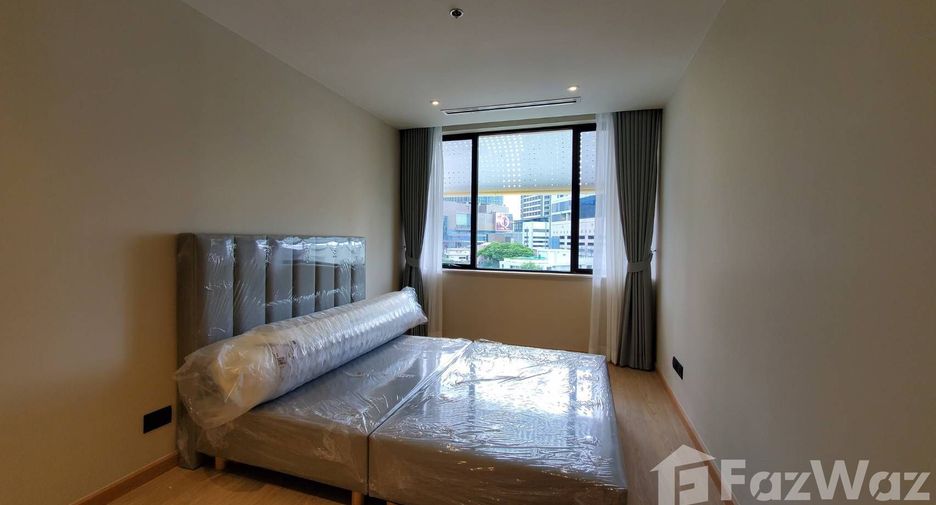 For rent 3 bedrooms apartment in Sathon, Bangkok