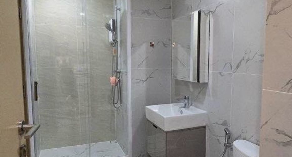 For rent 1 bed condo in Thon Buri, Bangkok
