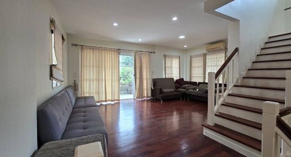 For rent 4 bedrooms house in Bang Phli, Samut Prakan