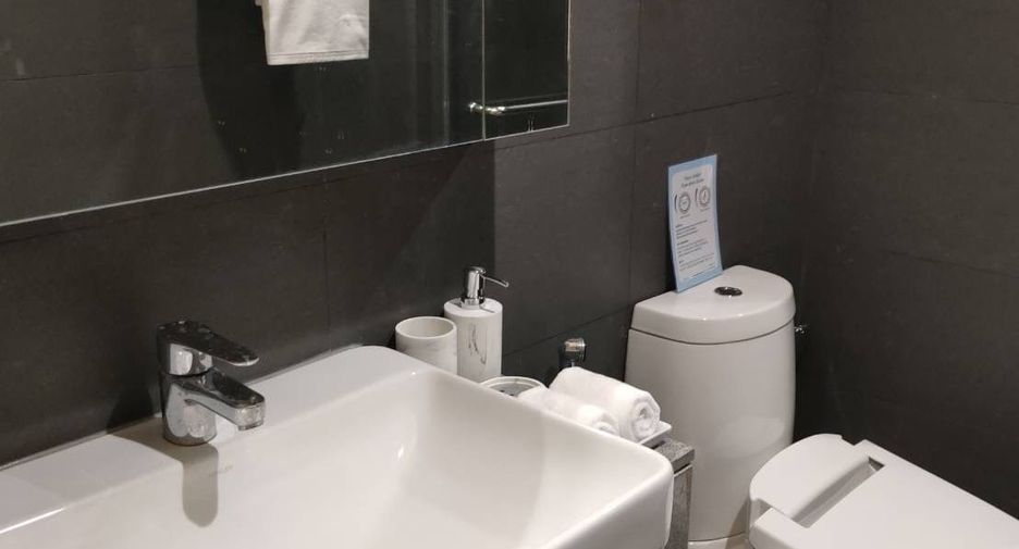 Wohnung zur Miete mit 2 Zimmer in Pathum Wan, Bangkok