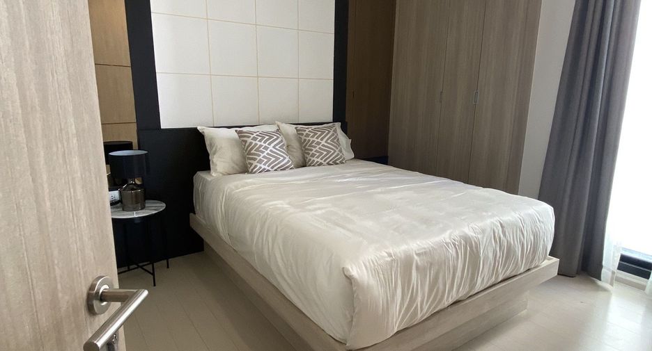 Wohnung zur Miete mit 2 Zimmer in Pathum Wan, Bangkok