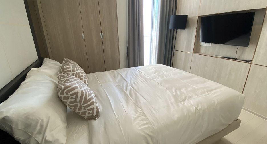 Wohnung zur Miete mit 2 Zimmer in Pathum Wan, Bangkok