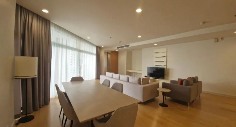 For rent 3 bedrooms apartment in Bang Kho Laem, Bangkok