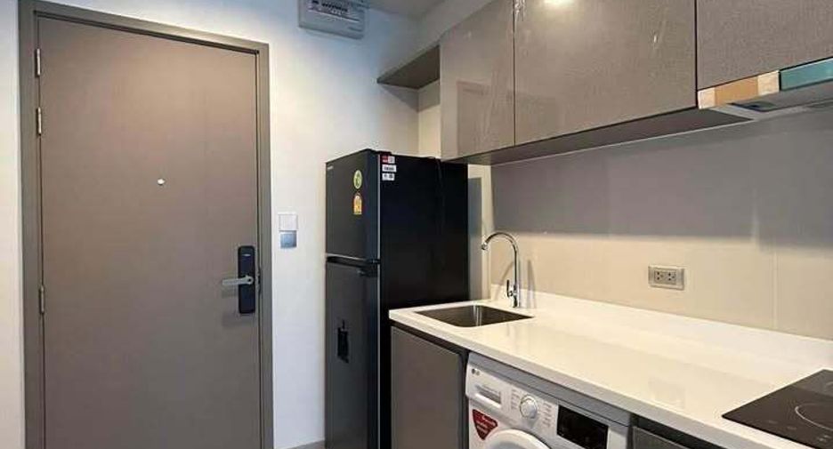 For rent 1 bed condo in Huai Khwang, Bangkok