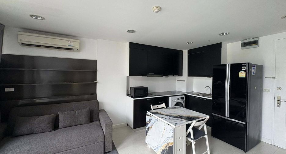 For rent 1 bed condo in Watthana, Bangkok