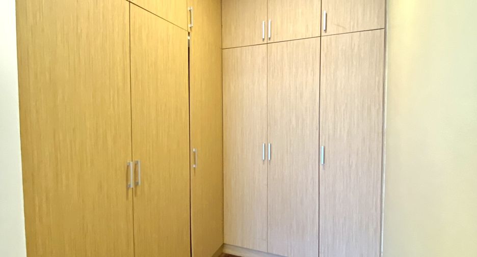 For rent 1 bed apartment in Watthana, Bangkok