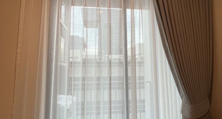 For rent 1 Beds condo in Huai Khwang, Bangkok