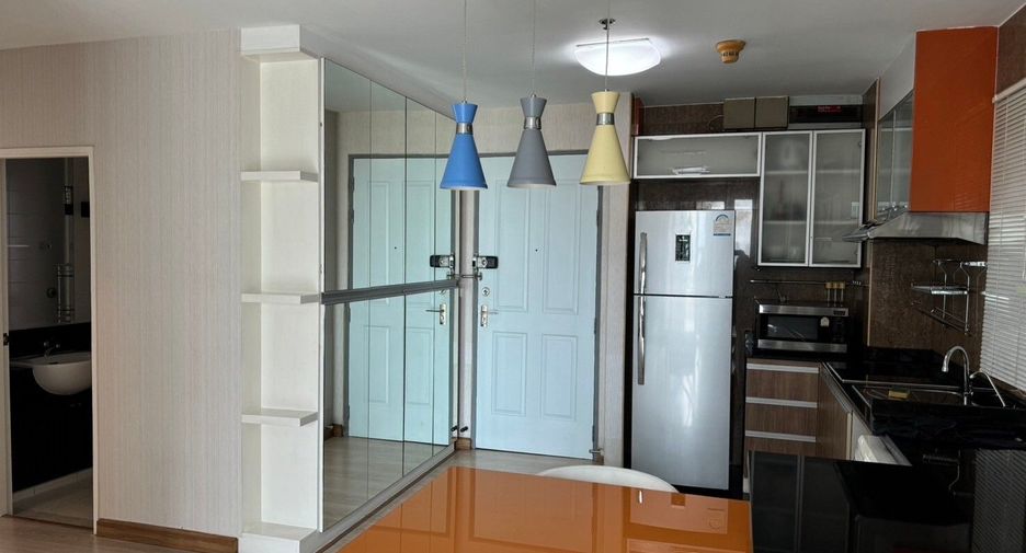 For rent 2 bedrooms condo in Khlong Toei, Bangkok