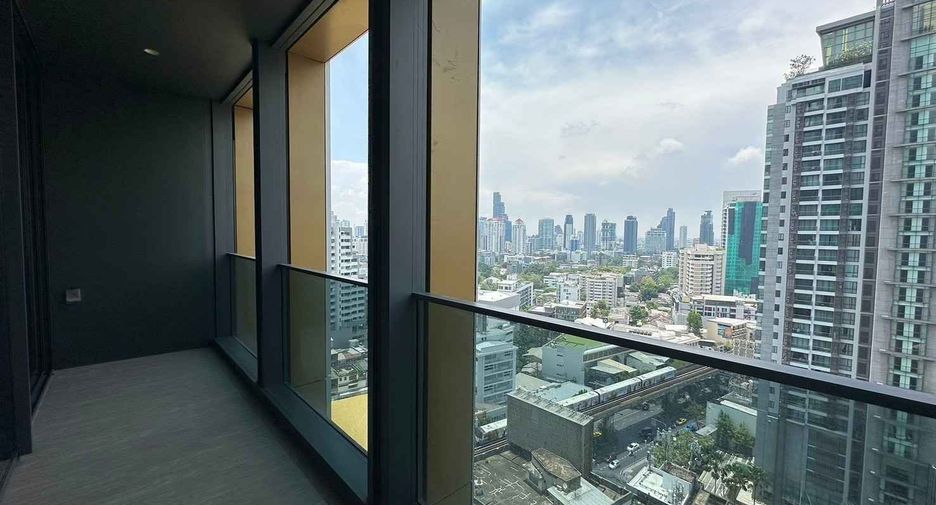 For rent 2 bedrooms condo in Khlong Toei, Bangkok