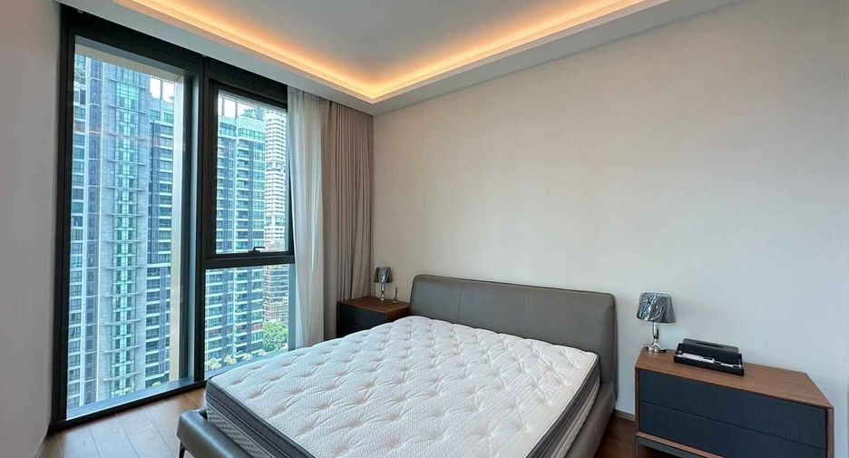 For rent 2 bedrooms condo in Khlong Toei, Bangkok