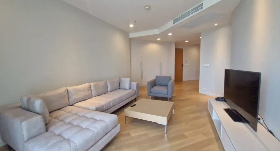 For rent 3 bedrooms apartment in Bang Kho Laem, Bangkok