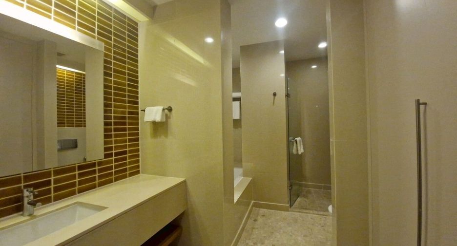 For rent 3 bedrooms apartment in Bang Kho Laem, Bangkok