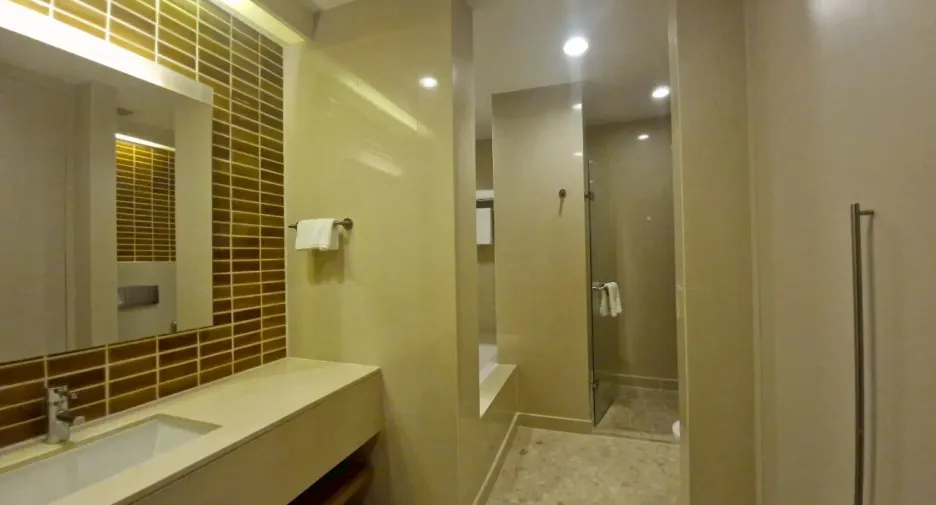 For rent 3 bedrooms apartment in Bang Kho Laem, Bangkok