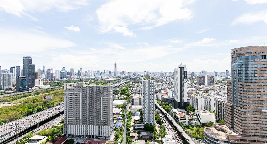 Wohnung zur Miete mit 1 Zimmer in Huai Khwang, Bangkok
