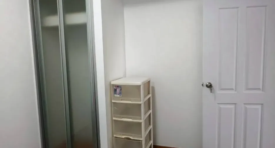 For rent 2 ベッドルーム condo in Watthana, Bangkok