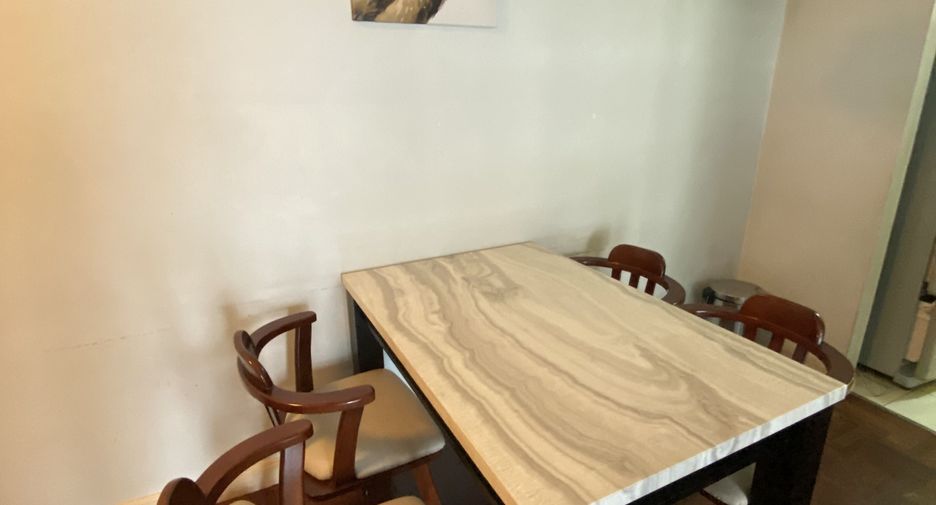 Wohnung zur Miete mit 2 Zimmer in Watthana, Bangkok