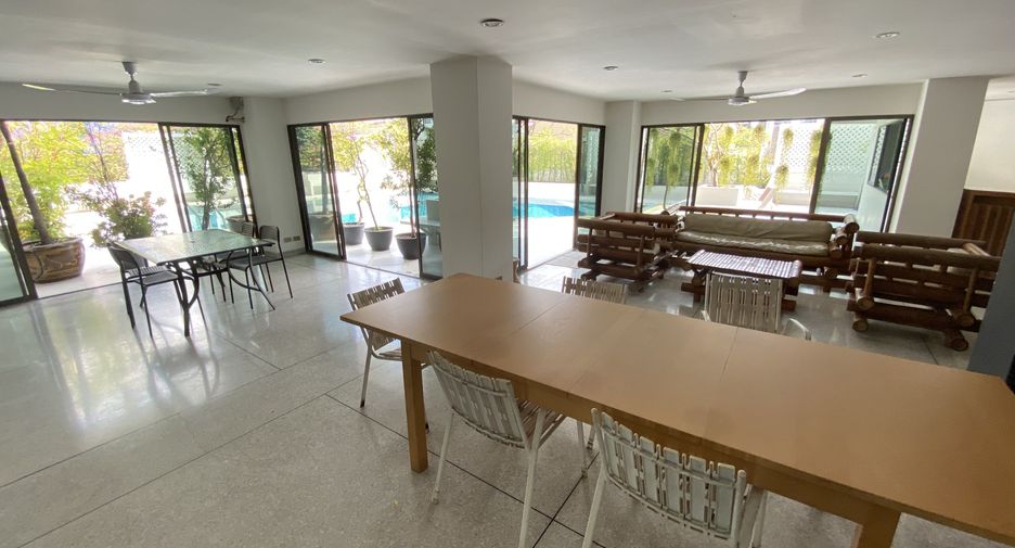 Wohnung zur Miete mit 2 Zimmer in Watthana, Bangkok