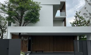 For rent 3 ベッドルーム house in Saphan Sung, Bangkok