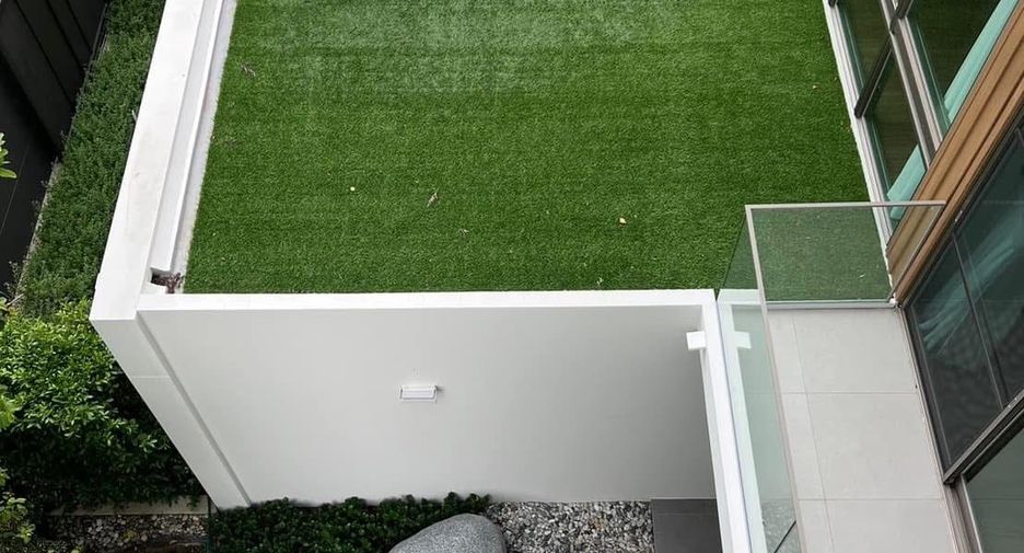 For rent 3 bedrooms house in Saphan Sung, Bangkok