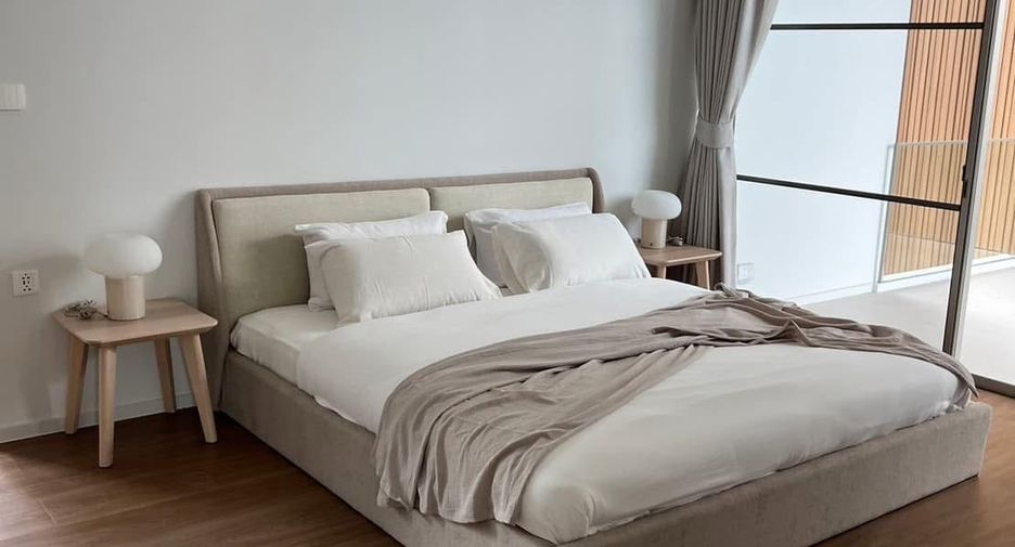 For rent 3 bedrooms house in Saphan Sung, Bangkok