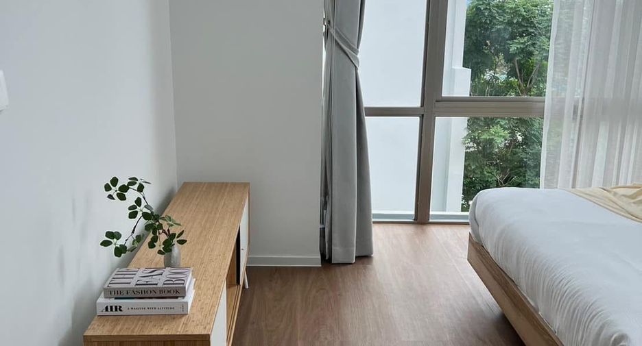 For rent 3 bedrooms house in Saphan Sung, Bangkok