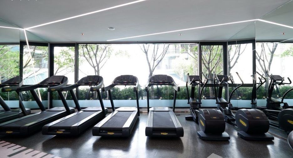 For rent 1 bed condo in Huai Khwang, Bangkok
