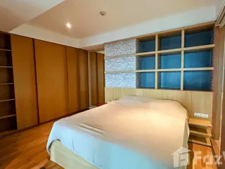 For rent 1 bed condo in Yan Nawa, Bangkok