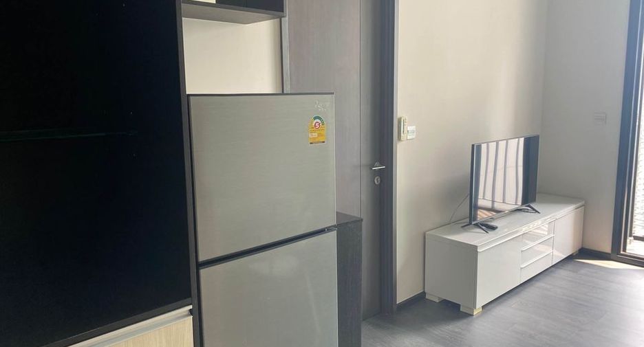For rent 1 bed condo in Khlong Toei, Bangkok