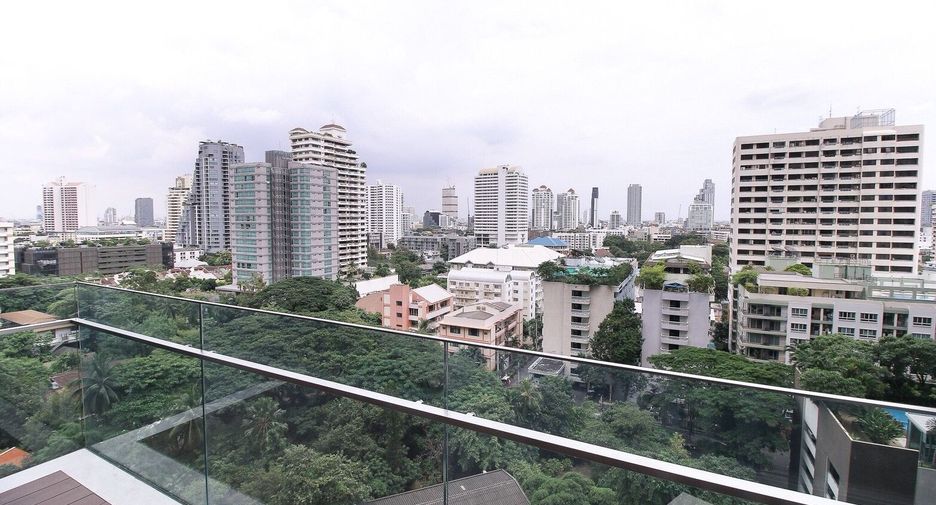 Condo en alquiler de 2 habitaciones en Khlong Toei, Bangkok