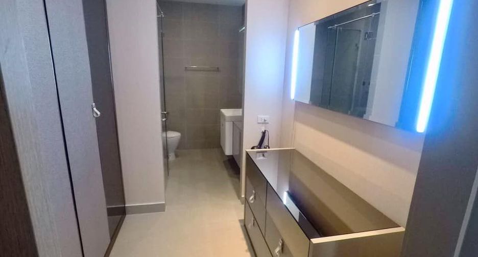 Condo en alquiler de 1 habitaciones en Pathum Wan, Bangkok