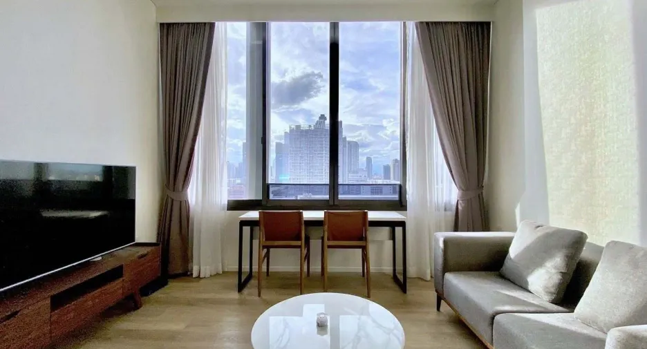 For rent 1 bed condo in Phra Khanong, Bangkok
