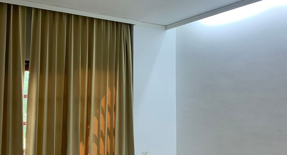 ให้เช่า 3 ห้องนอน ทาวน์เฮ้าส์ ใน วัฒนา, กรุงเทพฯ