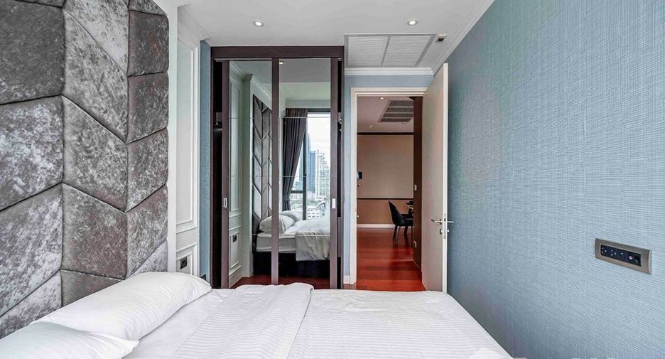 For rent 2 bedrooms condo in Watthana, Bangkok