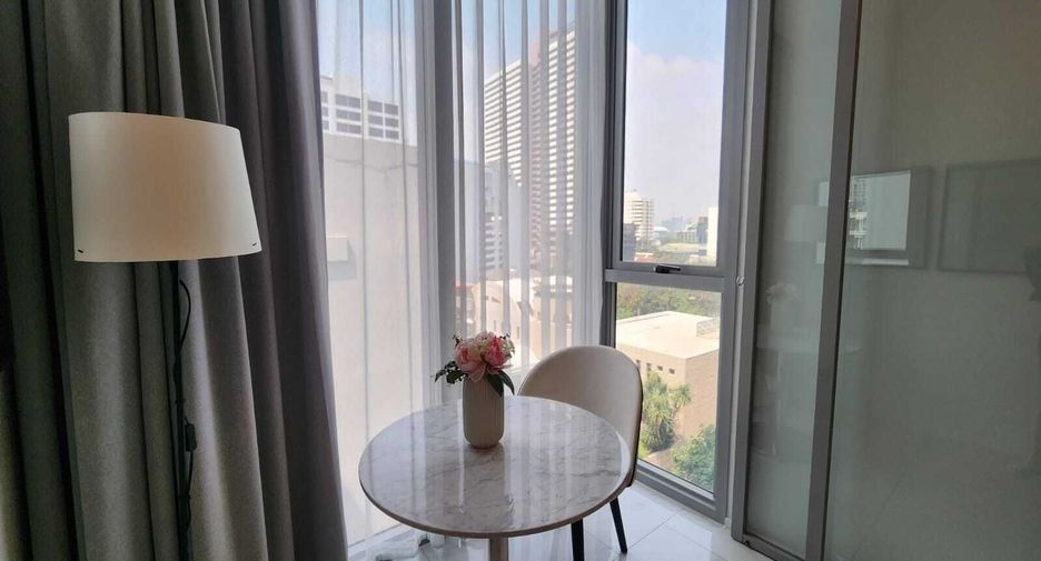 For rent 1 bed condo in Watthana, Bangkok