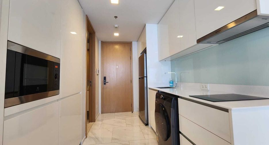 For rent 1 bed condo in Watthana, Bangkok