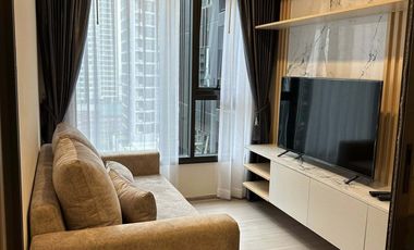For rent 1 bed condo in Huai Khwang, Bangkok