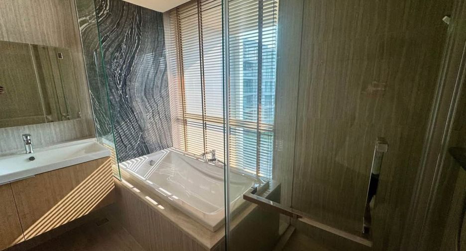 For rent 2 bedrooms condo in Watthana, Bangkok
