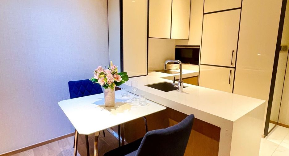 Condo en alquiler de 1 habitaciones en Khlong Toei, Bangkok