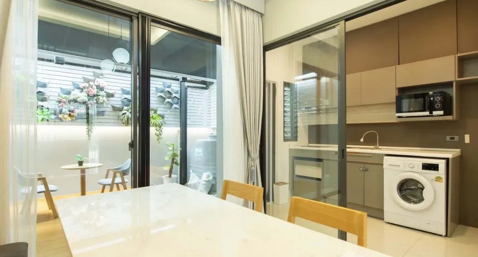 For rent 3 ベッドルーム townhouse in Lat Phrao, Bangkok
