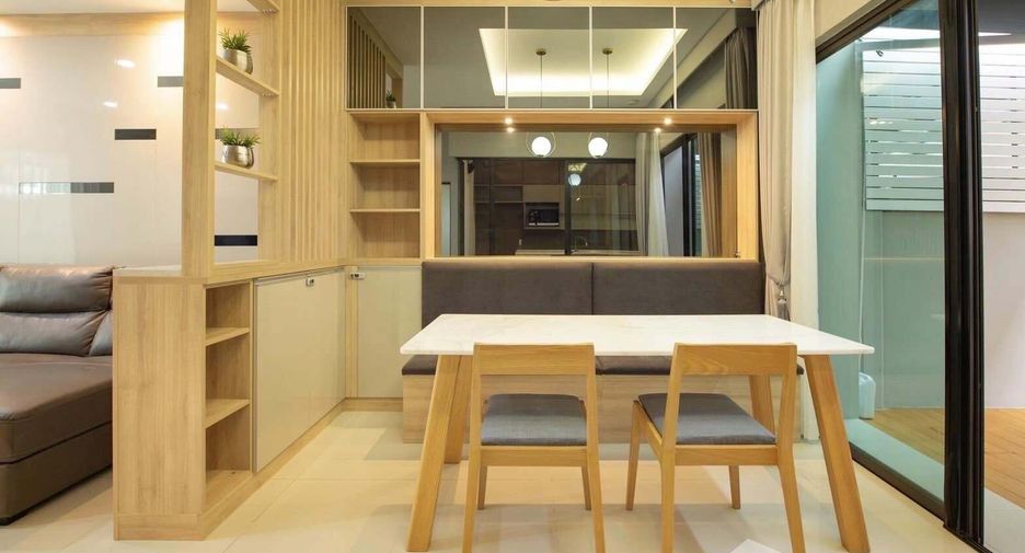 For rent 3 ベッドルーム townhouse in Lat Phrao, Bangkok