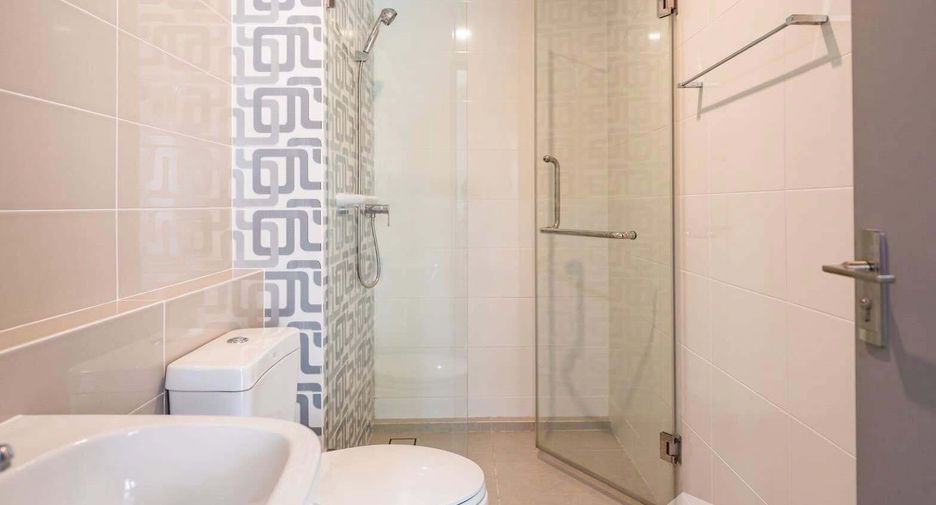 For rent 3 ベッドルーム townhouse in Lat Phrao, Bangkok